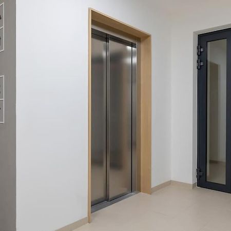 Apartment With Balcony, Private Parking - Bagry Lake - Goszczynskiego 1 Cracovia Esterno foto