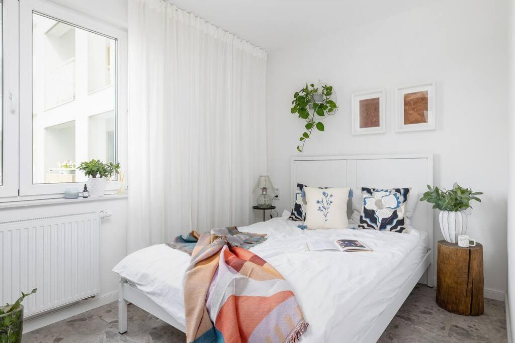 Apartment With Balcony, Private Parking - Bagry Lake - Goszczynskiego 1 Cracovia Esterno foto